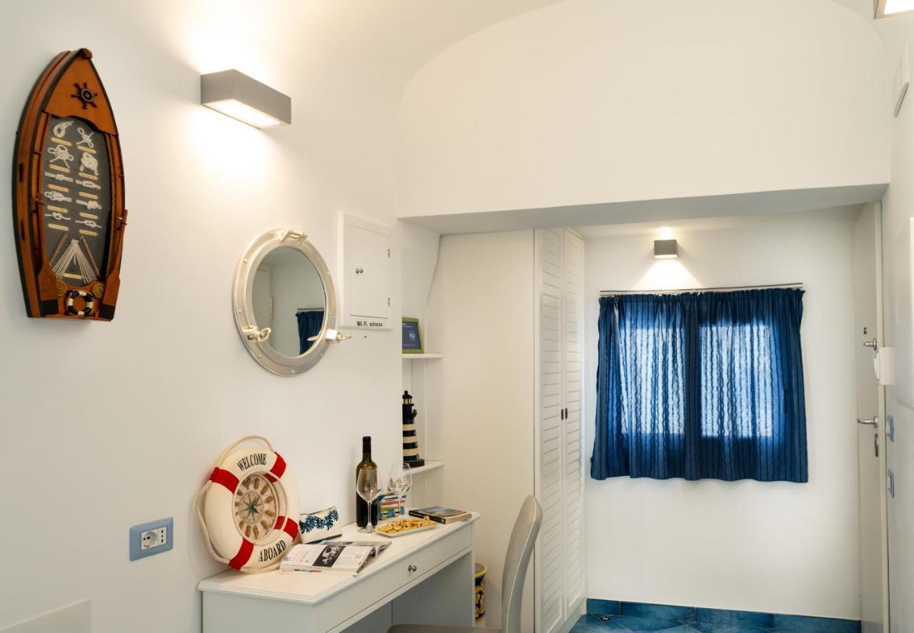 Scirocco - Amazing Flat With Terrace In The Center Lejlighed Amalfi Eksteriør billede