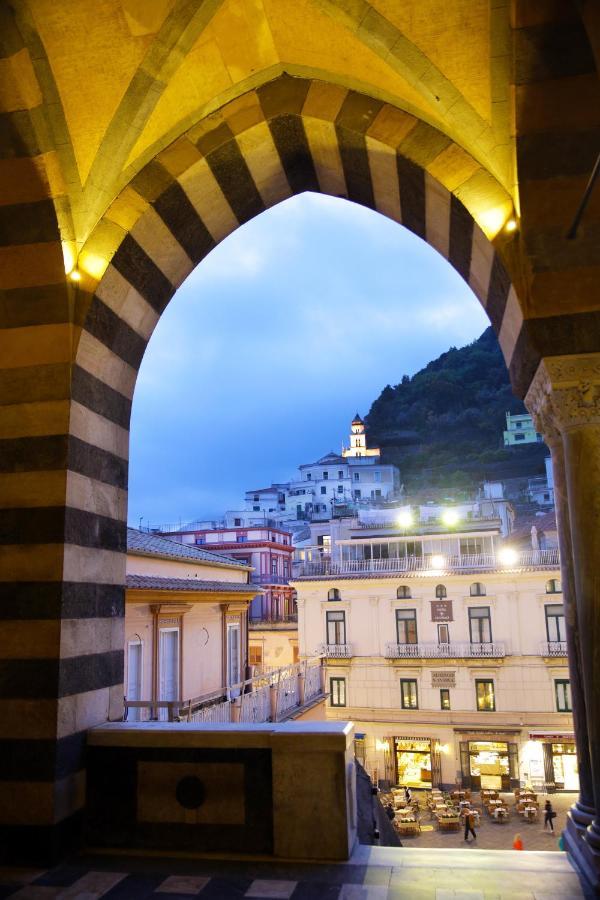 Scirocco - Amazing Flat With Terrace In The Center Lejlighed Amalfi Eksteriør billede