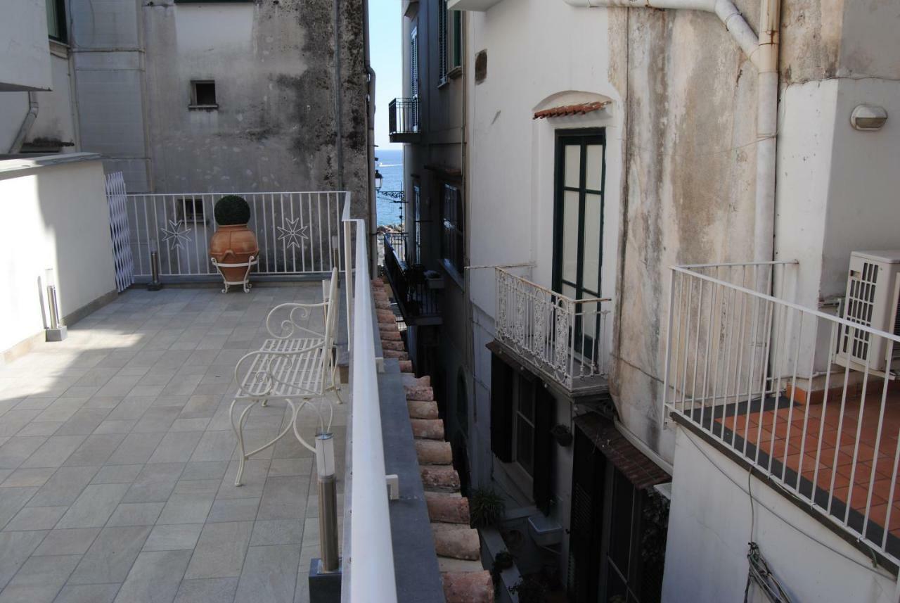 Scirocco - Amazing Flat With Terrace In The Center Lejlighed Amalfi Eksteriør billede