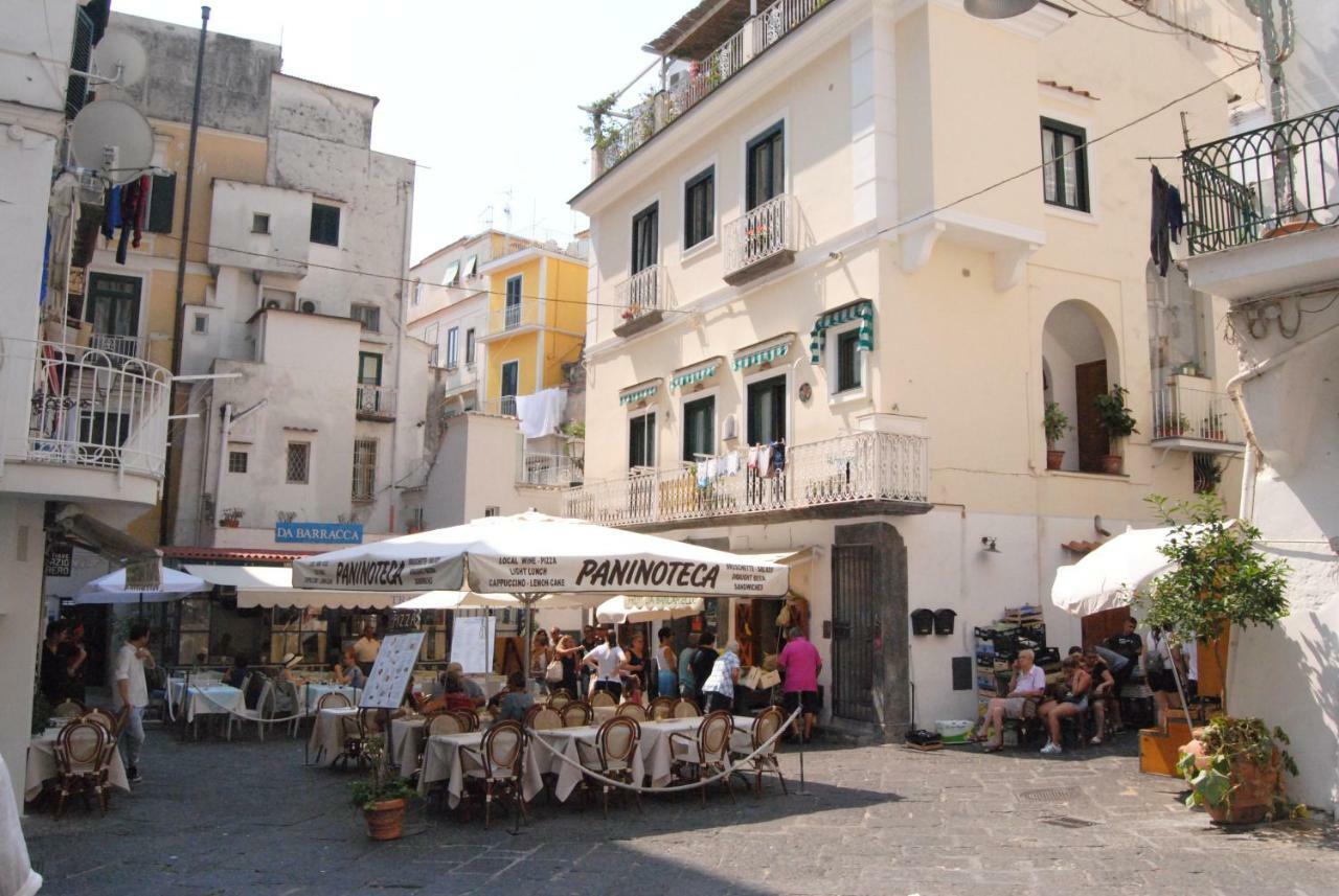 Scirocco - Amazing Flat With Terrace In The Center Lejlighed Amalfi Eksteriør billede